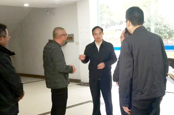 福建省委常委、福州市委書(shū)記林寶金一行蒞臨睿能科技調(diào)研(圖1)